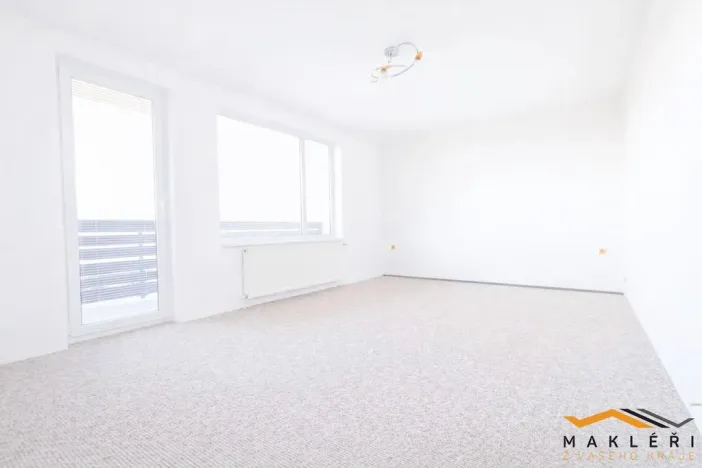 Pronájem bytu 3+1, Jindřichův Hradec - Jindřichův Hradec IV, Mládežnická, 79 m2