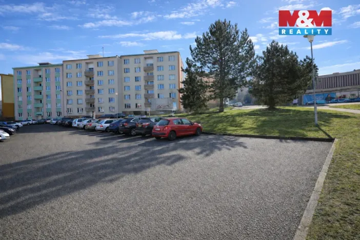 Prodej bytu 1+1, Karlovy Vary - Stará Role, Školní, 35 m2