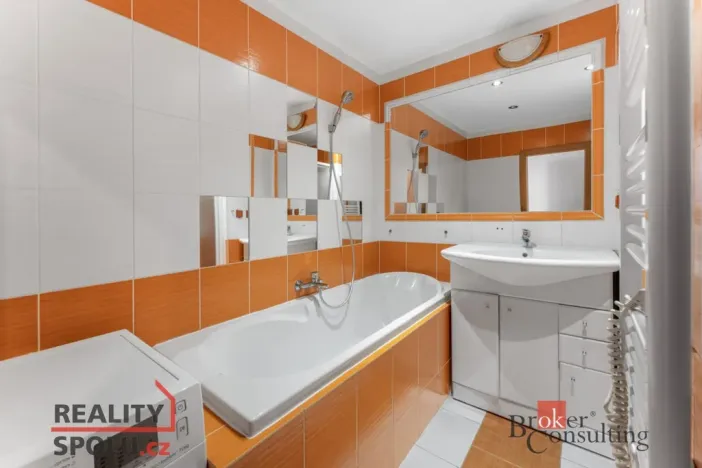 Prodej bytu 3+1, Jihlava, Slavíčkova, 87 m2