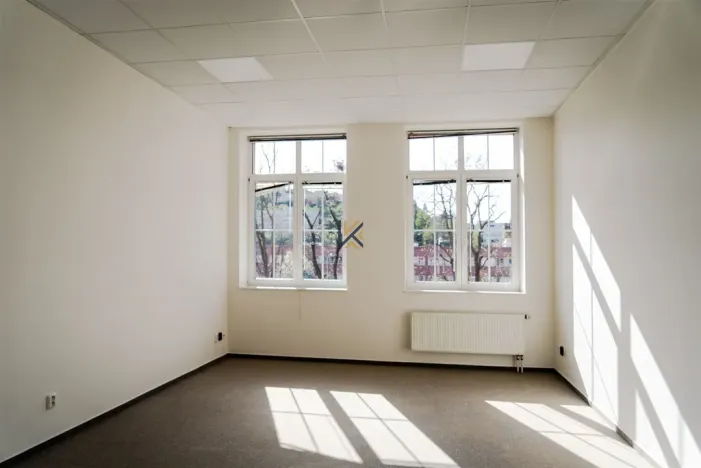 Pronájem kanceláře, Praha - Smíchov, Nádražní, 35 m2