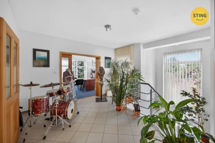 Prodej kanceláře, Ostrava, Olbrachtova, 269 m2