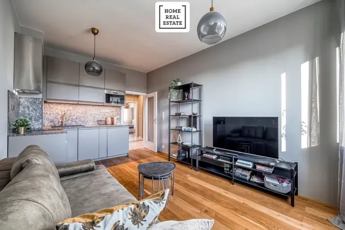 Prodej bytu 2+kk, Praha - Strašnice, Černokostelecká, 40 m2