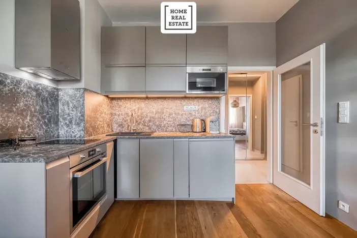 Prodej bytu 2+kk, Praha - Strašnice, Černokostelecká, 40 m2