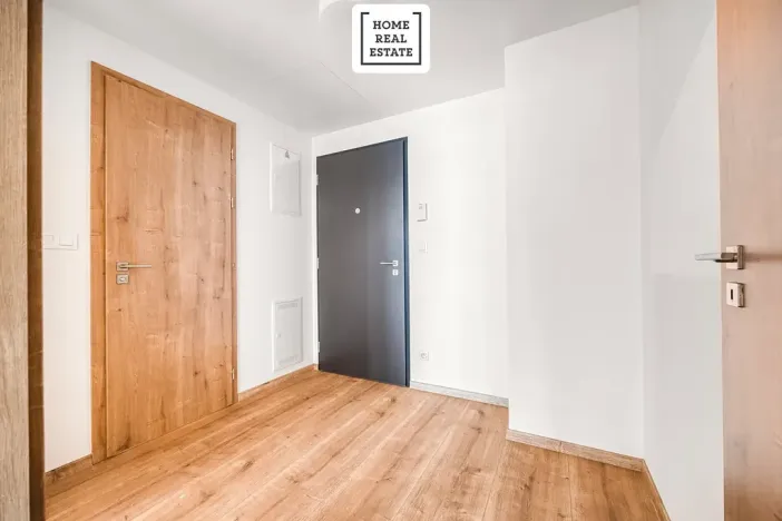 Pronájem bytu 2+kk, Praha - Vysočany, Kolbenova, 55 m2