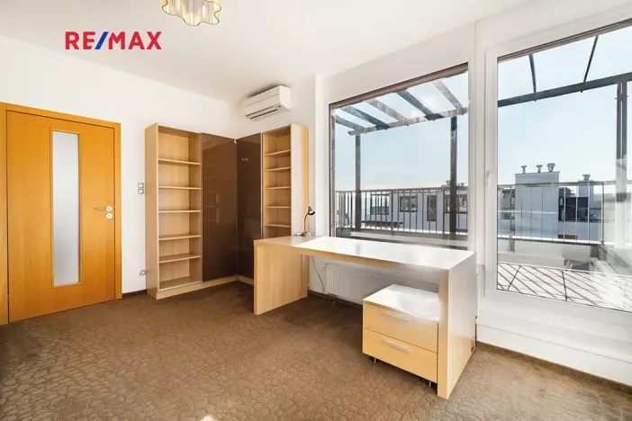 Pronájem bytu 4+kk, Praha - Smíchov, Smrčinská, 116 m2