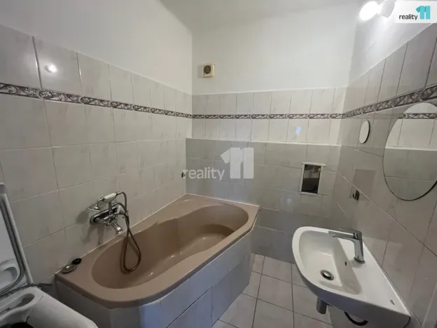 Pronájem bytu 2+1, Praha - Vokovice, Na dlouhém lánu, 59 m2