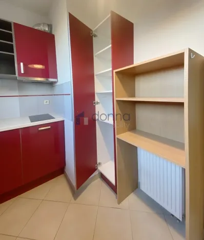 Pronájem bytu 1+1, Praha, Nademlejnská, 35 m2