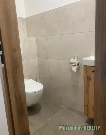 Pronájem bytu 3+kk, Praha - Holešovice, U Uranie, 70 m2