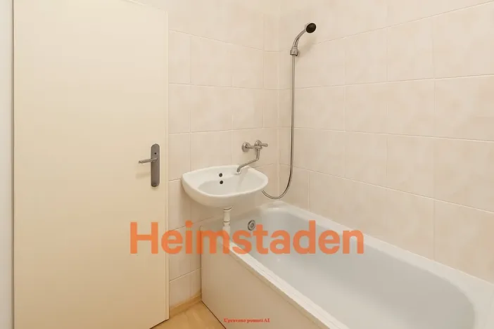 Pronájem bytu 1+1, Orlová - Lutyně, Osvobození, 36 m2