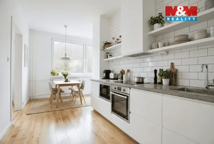 Prodej bytu 3+1, Ústí nad Labem - Mojžíř, Picassova, 78 m2