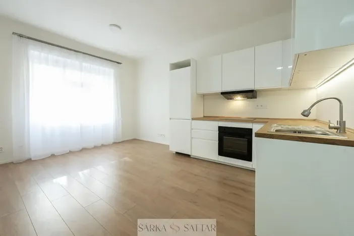 Pronájem bytu 2+kk, Praha - Košíře, Holečkova, 44 m2