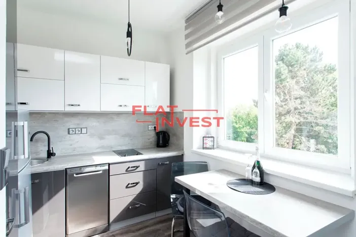 Pronájem bytu 1+kk, Praha - Kobylisy, Vršní, 28 m2