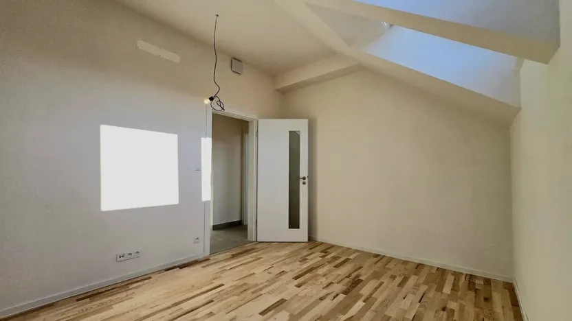 Pronájem bytu 2+kk, Dobřichovice, Souběžná, 62 m2