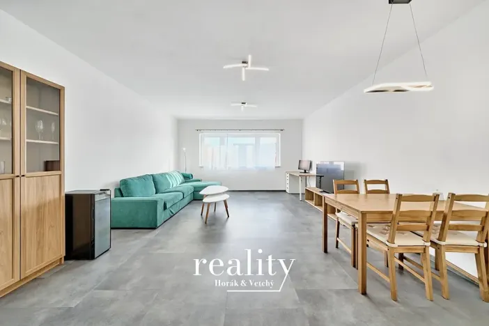 Pronájem bytu 3+kk, Znojmo, Hrušňová, 80 m2