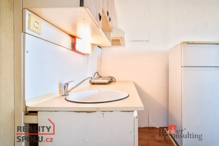 Pronájem bytu 1+kk, Týn nad Vltavou, náměstí Mládeže, 32 m2