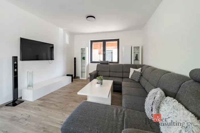 Prodej rodinného domu, Nová Ves, 351 m2