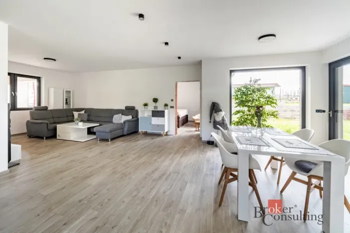 Prodej rodinného domu, Nová Ves, 351 m2