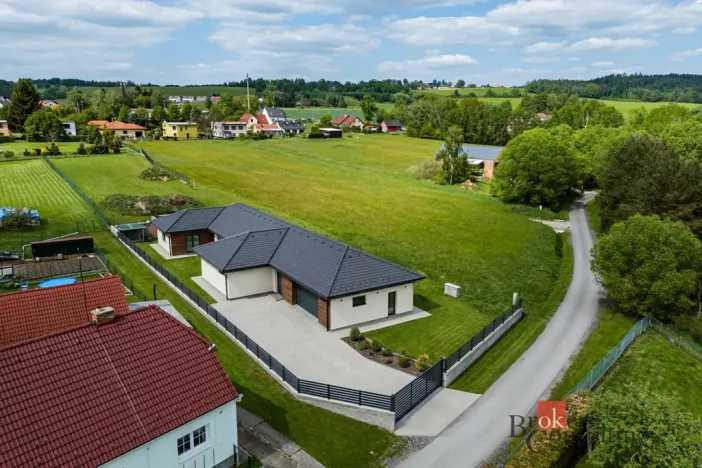 Prodej rodinného domu, Nová Ves, 351 m2