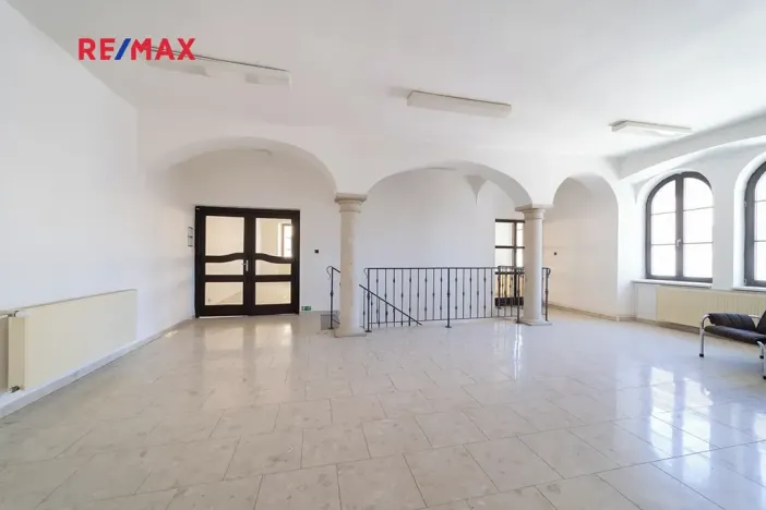 Prodej obchodního prostoru, Králíky, 5. května, 519 m2