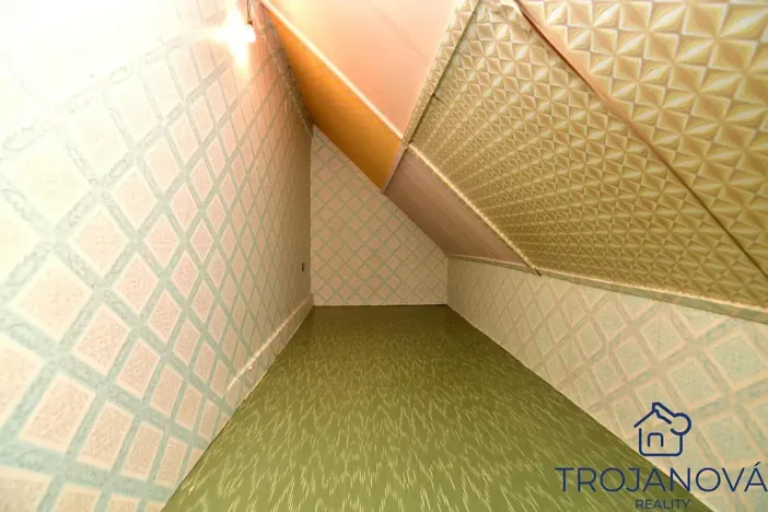 Prodej rodinného domu, Benešov, Nezvalova, 250 m2