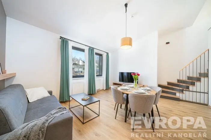 Prodej bytu 2+kk, Černý Důl, 78 m2