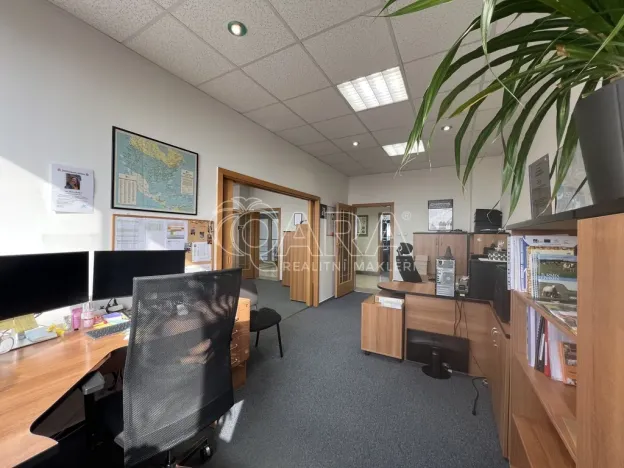 Pronájem kanceláře, Praha - Krč, Nová cesta, 308 m2