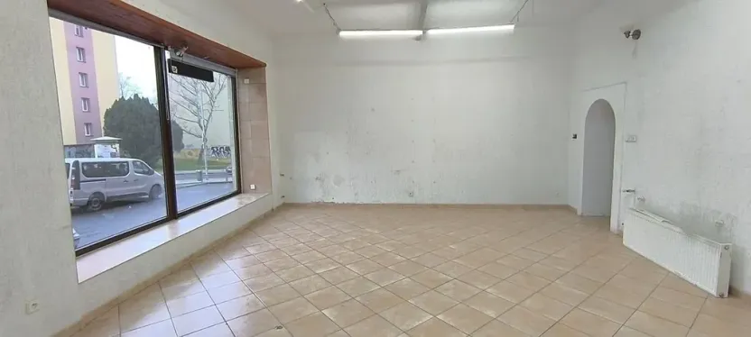 Pronájem obchodního prostoru, Cheb, Svobody, 73 m2