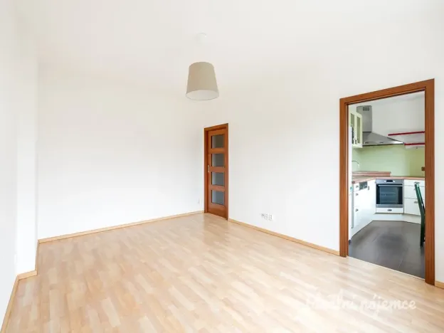 Pronájem bytu 2+1, Praha - Záběhlice, Púchovská, 50 m2
