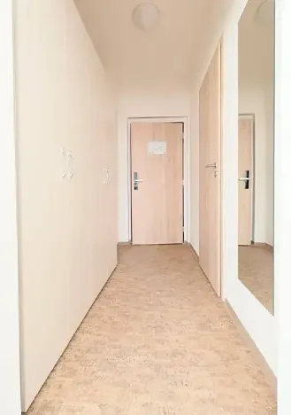 Pronájem bytu 1+kk, Praha - Smíchov, Křížová, 35 m2