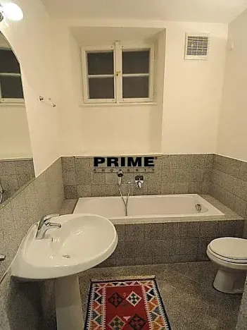 Pronájem bytu 2+1, Praha - Malá Strana, Vlašská, 73 m2