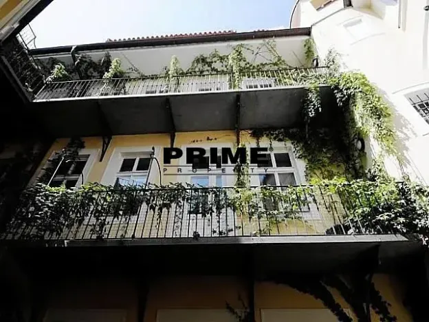 Pronájem bytu 2+1, Praha - Malá Strana, Vlašská, 73 m2