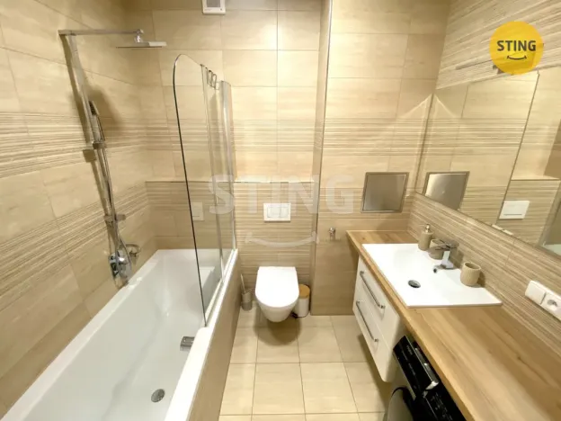 Pronájem bytu 3+kk, Opava, Zámecký okruh, 63 m2