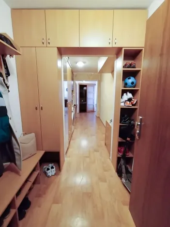 Prodej bytu 3+1, Pardubice - Polabiny, Brožíkova, 89 m2