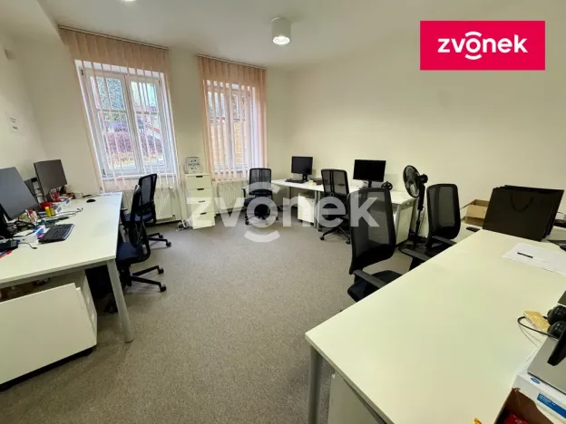 Pronájem kanceláře, Zlín, Vršava I, 460 m2