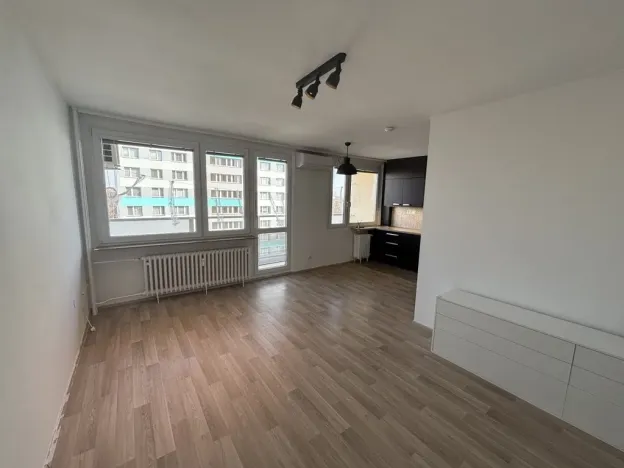 Pronájem bytu 3+kk, Pardubice, Bělehradská, 76 m2