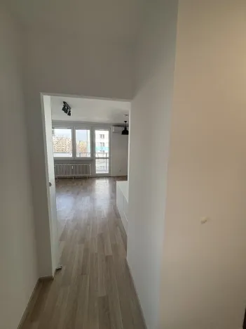 Pronájem bytu 3+kk, Pardubice, Bělehradská, 76 m2