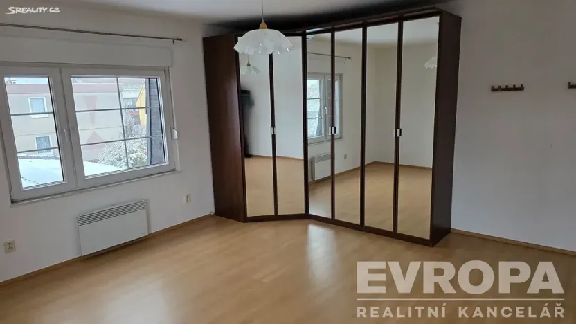 Pronájem rodinného domu, Praha - Nebušice, V březinkách, 365 m2