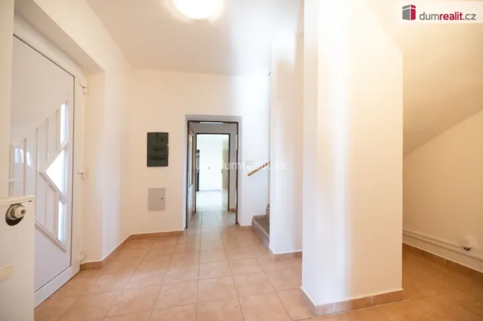 Prodej rodinného domu, Dolní Třebonín, 253 m2