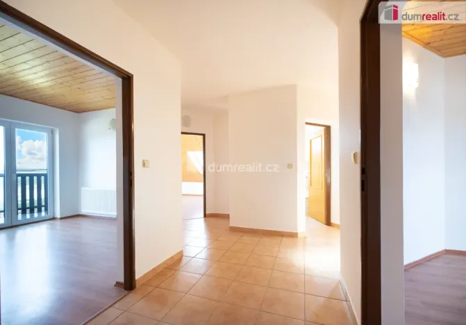 Prodej rodinného domu, Dolní Třebonín, 253 m2