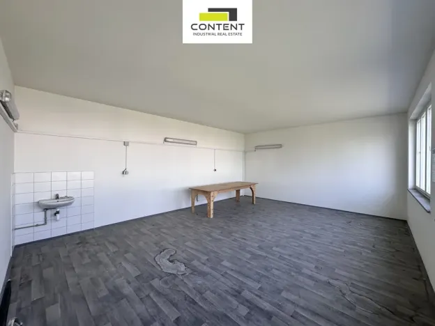 Pronájem skladu, Praha - Třeboradice, Za tratí, 2399 m2