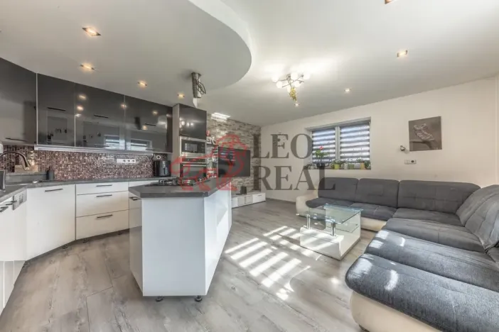 Prodej rodinného domu, Čistá, 205 m2