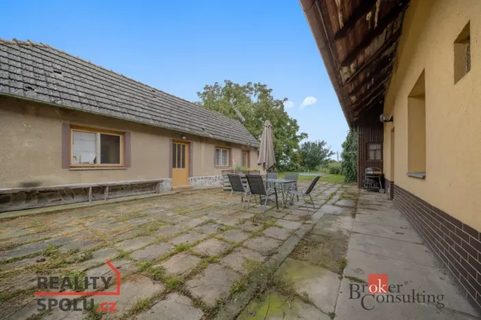 Prodej rodinného domu, Běrunice, 189 m2