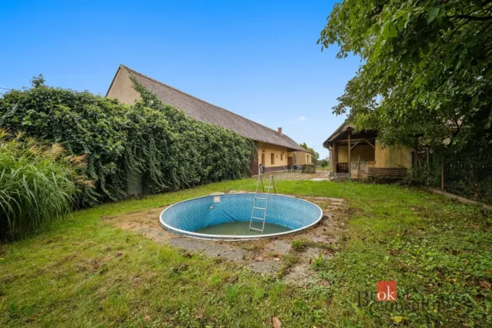 Prodej rodinného domu, Běrunice, 189 m2