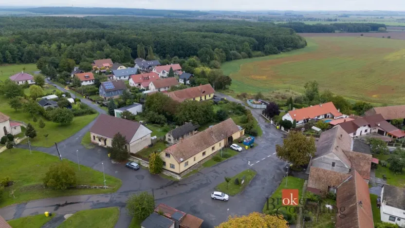 Prodej rodinného domu, Běrunice - Vlkov nad Lesy, 189 m2