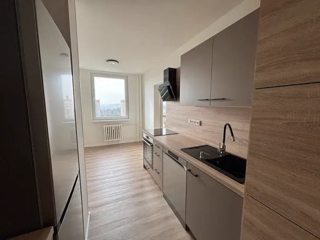 Pronájem bytu 3+1, Praha - Troja, Krynická, 68 m2