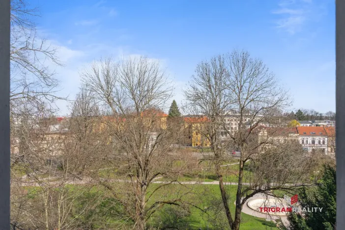 Pronájem bytu 2+kk, Hradec Králové, Dlouhá, 38 m2