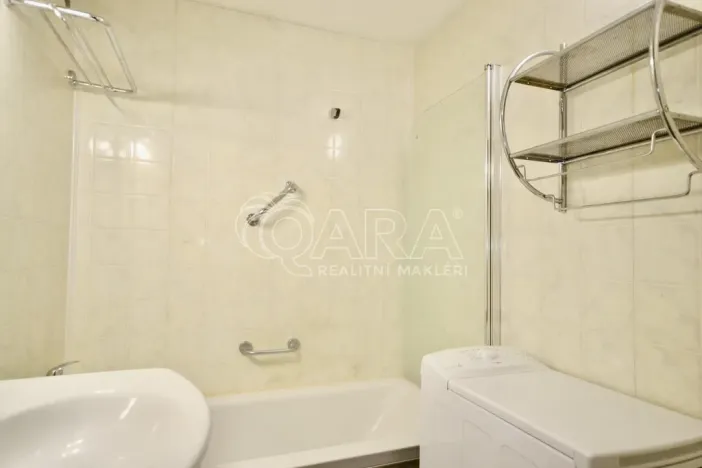 Pronájem bytu 3+1, Praha - Čimice, Křivenická, 72 m2