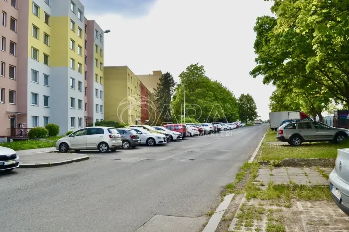 Pronájem bytu 3+1, Praha - Čimice, Křivenická, 72 m2