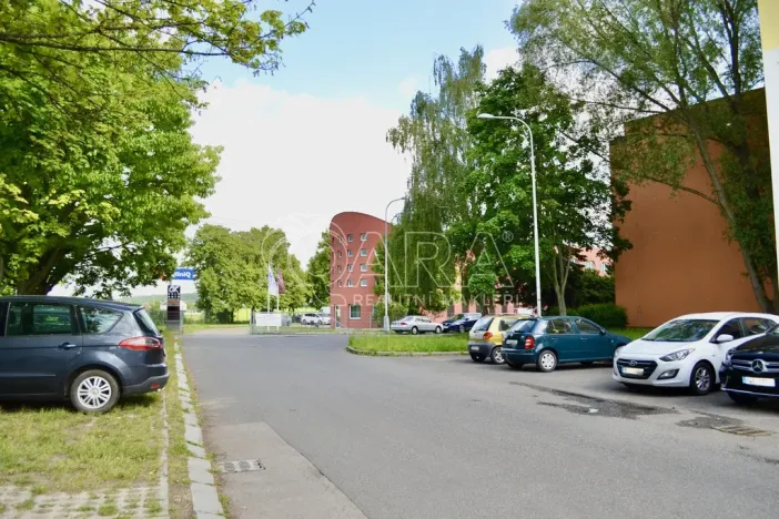 Pronájem bytu 3+1, Praha - Čimice, Křivenická, 72 m2