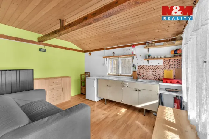 Prodej zahrady, Dvůr Králové nad Labem, 234 m2